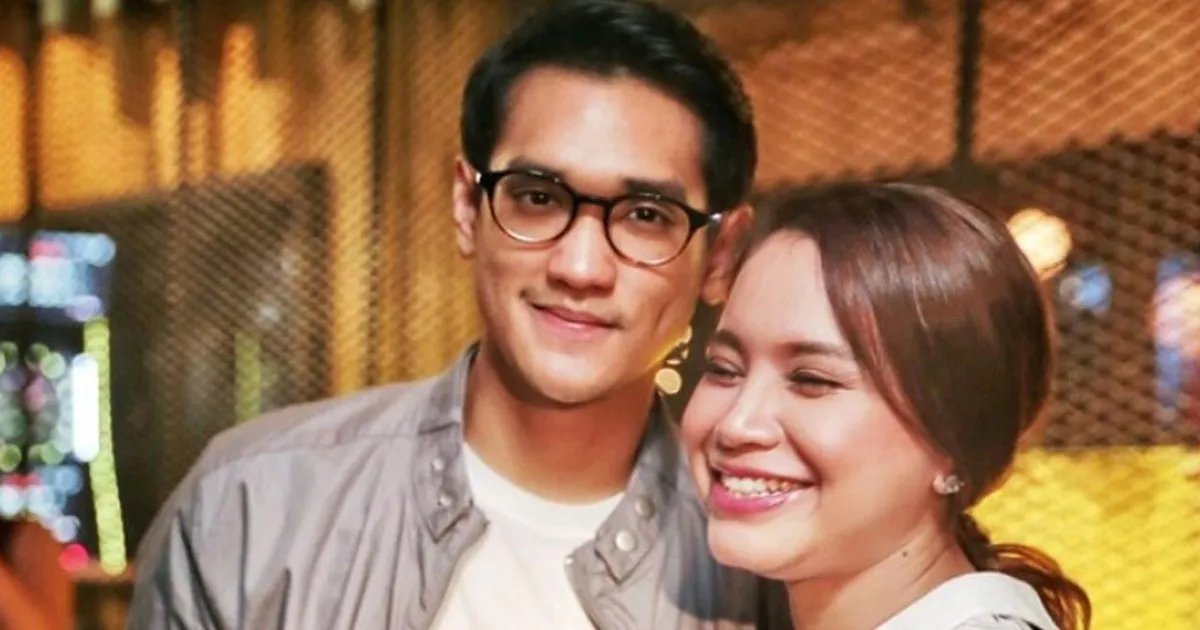 Afgan-Rossa Gelar Konser Romantis