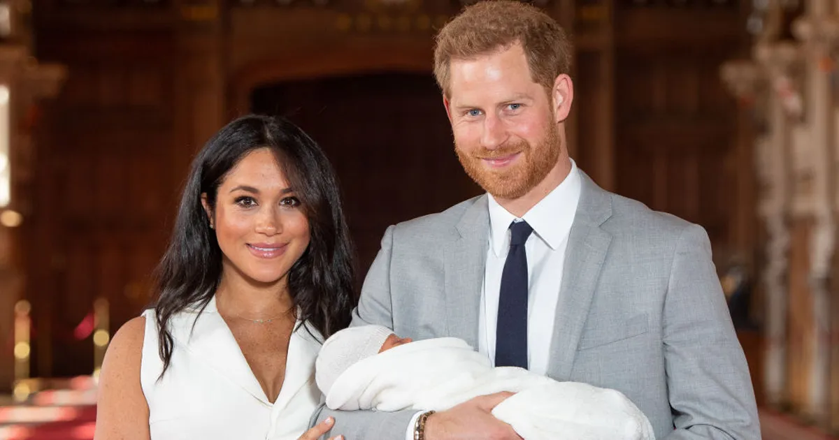 Anak Meghan Markle Rebut Posisi Pangeran Andrew Sebagai Pewaris Kerajaan Inggris