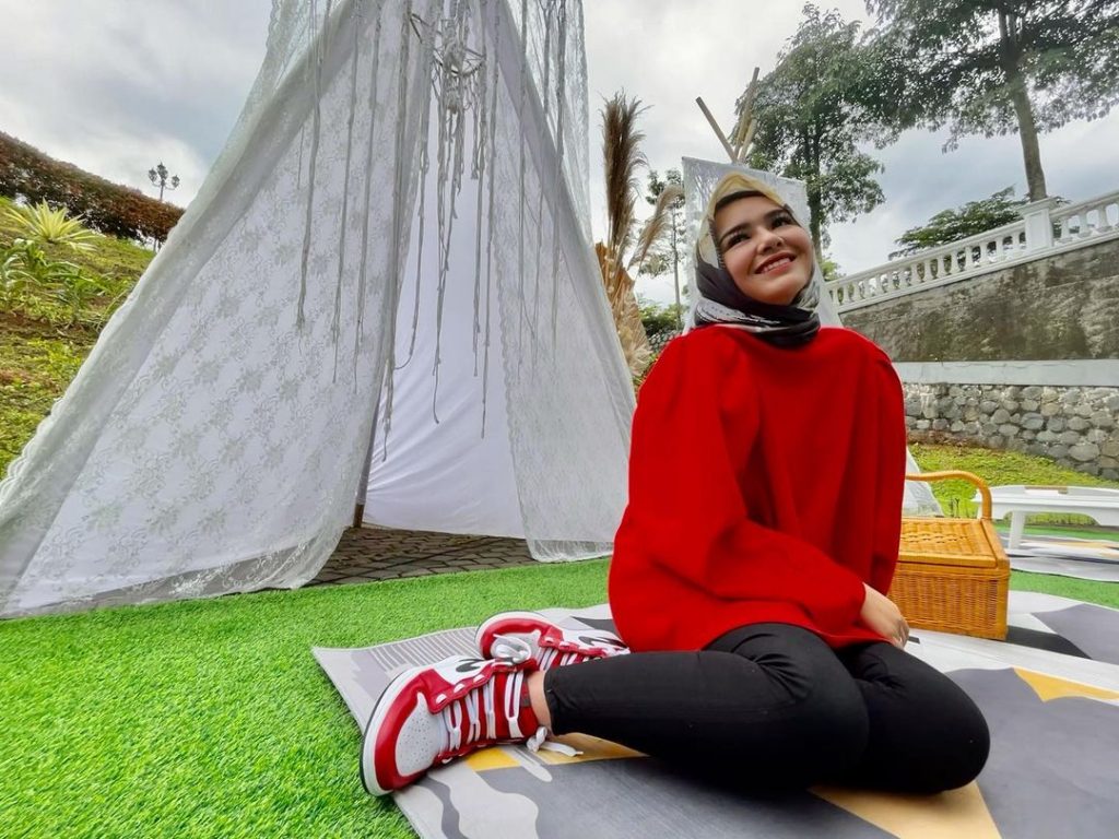 foto-amanda-manopo-berhijab