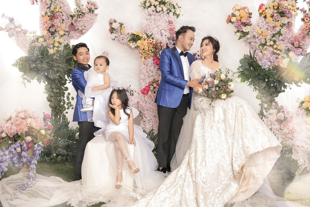 foto-keluarga-ruben-onsu-dan-betrand-peto-sarwendah-konflik-unfollow