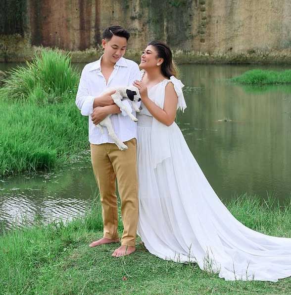 foto-prewedding-regina-idol-dan-lucky-jayadi