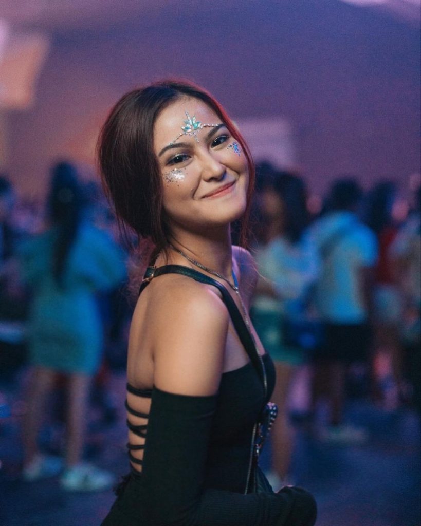 foto-seksi-gabriella-larasati