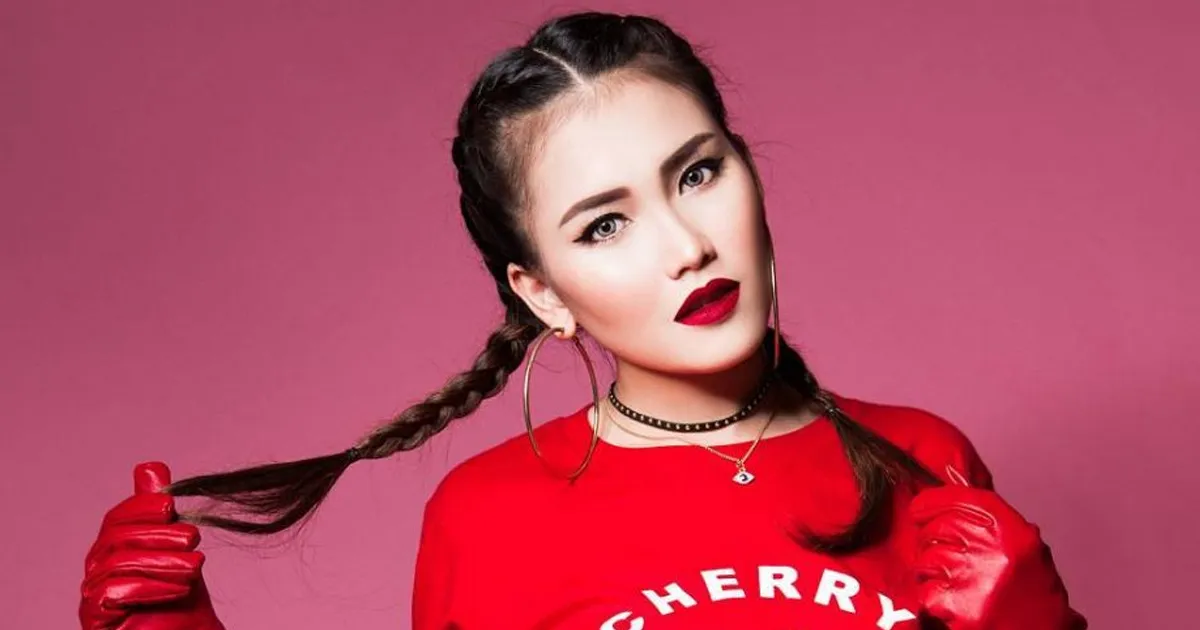 Ayu Ting Ting Batal Nikah, Ibunda Jatuh Sakit?