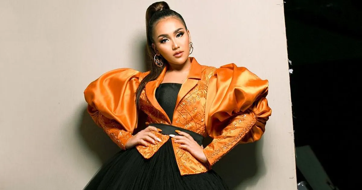 Rencana Pernikahan Ayu Ting Ting dan Adit Jayusman Cuma Settingan?
