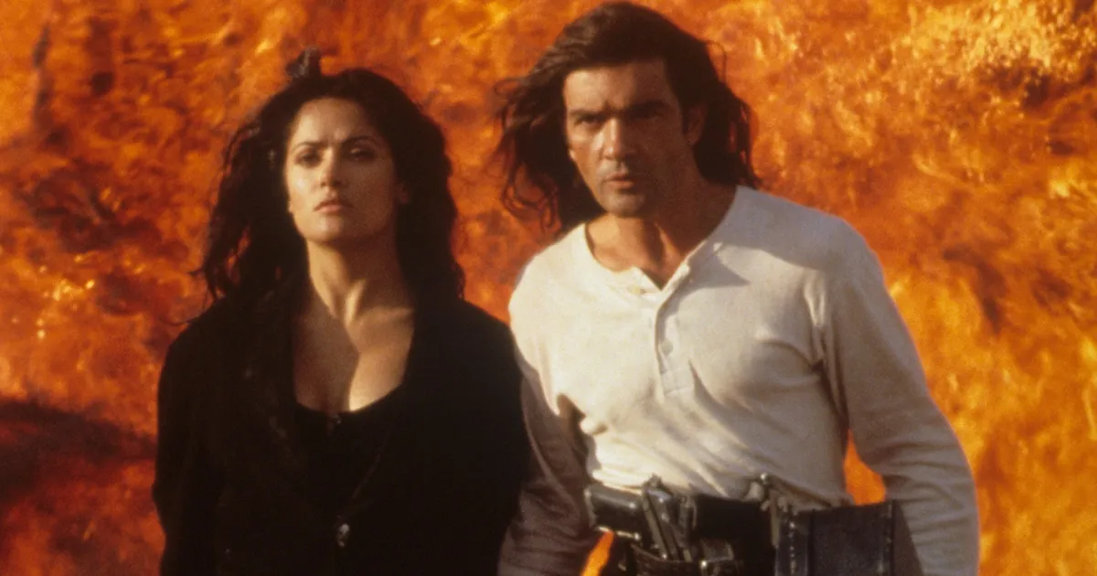 Trauma Salma Hayek Usai Adu Akting dengan Antonio Banderas di Desperado