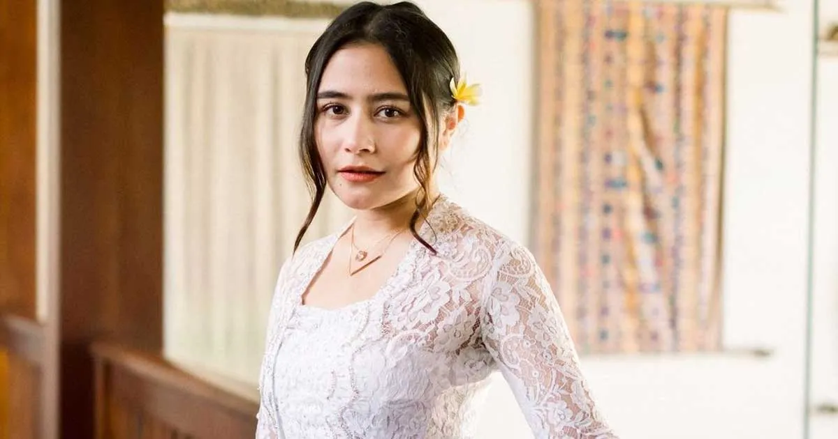 Prilly Latuconsina Menjelma Jadi Gadis Bali. Cantiknya Kebangetan!
