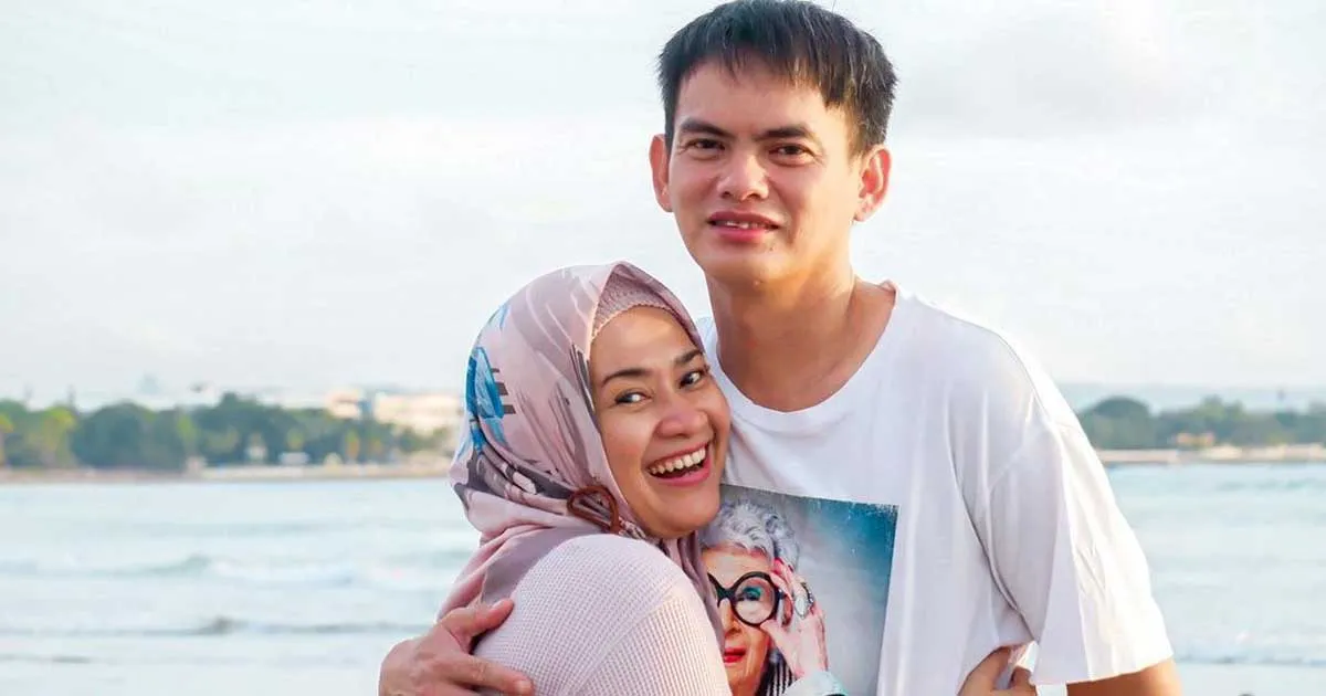 Mengintip Bulan Madu Romantis Ikke Nurjanah dan Suami