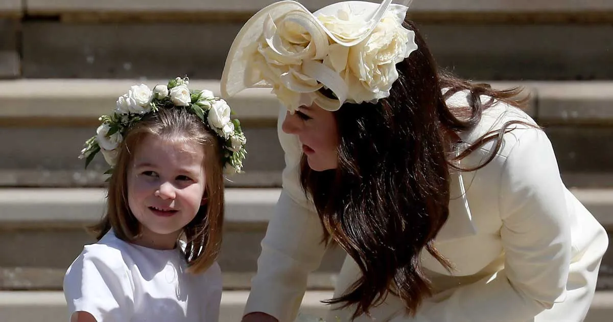 Ini Gaun Gadis Pembawa Bunga yang Bikin Meghan-Kate Berseteru