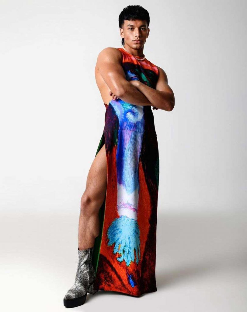 jeffri-nichol-gaun-memakai-seksi