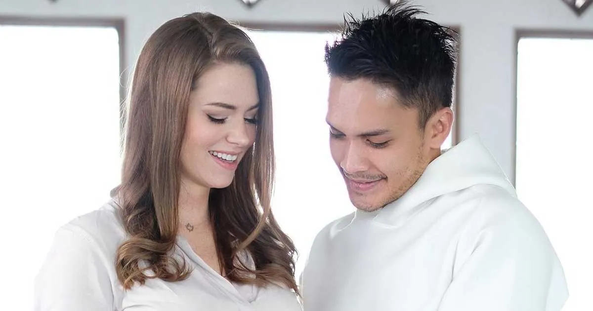 Randy Pangalila Bocorkan Jenis Kelamin Anaknya. Baby Boy or Girl?