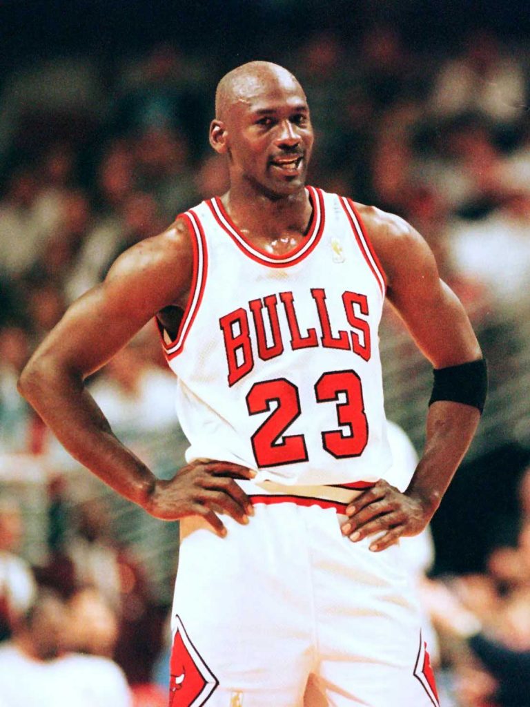 michael-jordan-pria-botak-paling-seksi