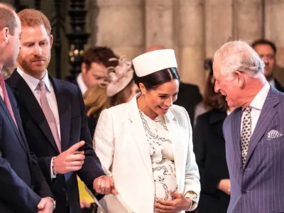 pangeran-charles-respon-meghan-markle-harry