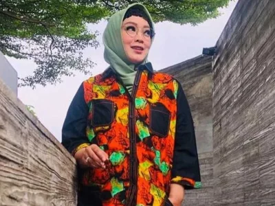 perjalanan-karier-rina-gunawan-meninggal-dunia