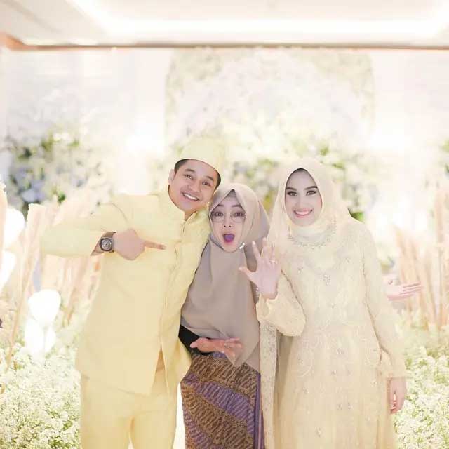 rina-gunawan-pengusaha-wedding-organizer