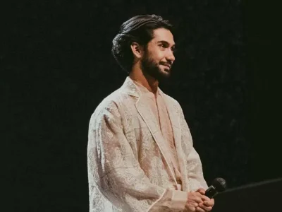 Agama Reza Rahadian
