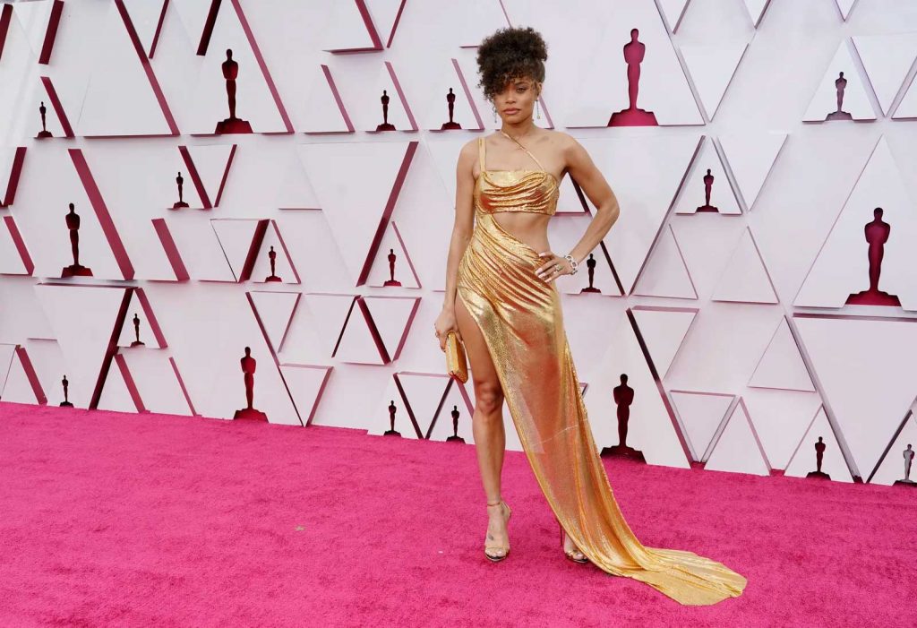 andra day best dress gaun busana terbaik oscars 2021