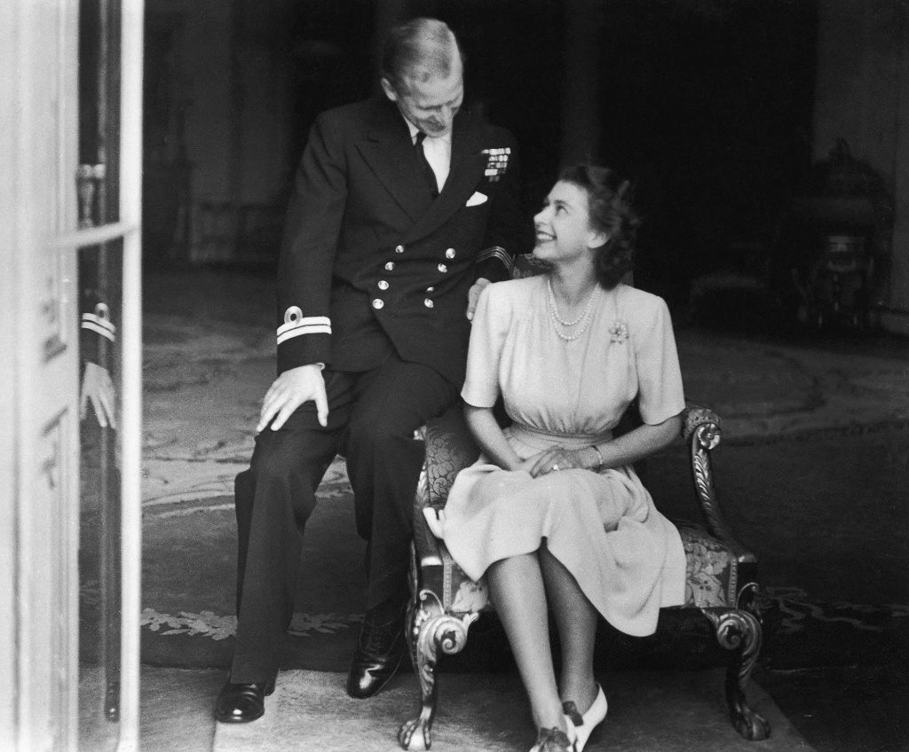 pertunangan-pangeran-philip-dan-ratu-elizabeth