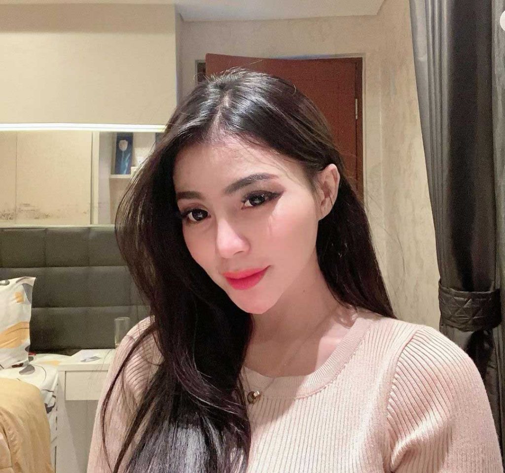 tisya-erni-selingkuhan-hubungan-gelap-sule