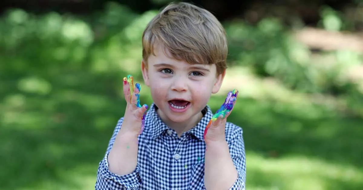 Gemas! Intip Gaya Pangeran Louis di Hari Pertama Sekolah