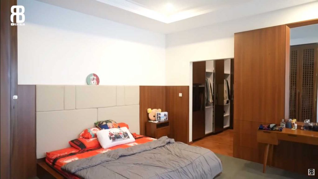 kamar-rizky-billar