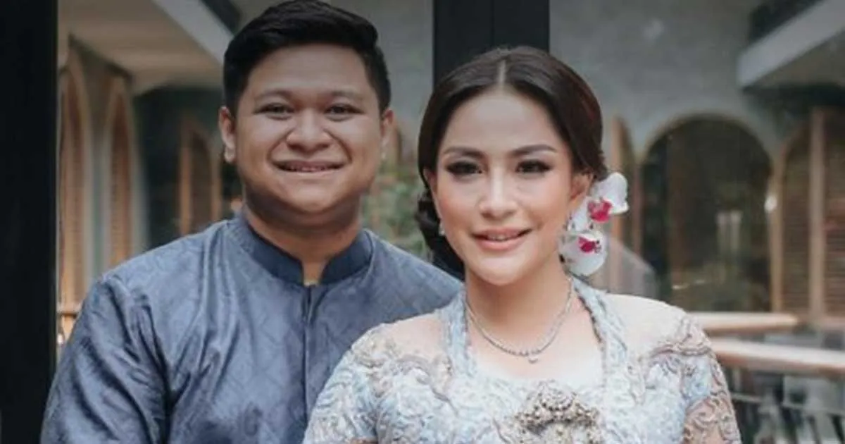 Banjir Air Mata! 5 Momen Haru di Pernikahan Pedangdut Nabilla Gomes