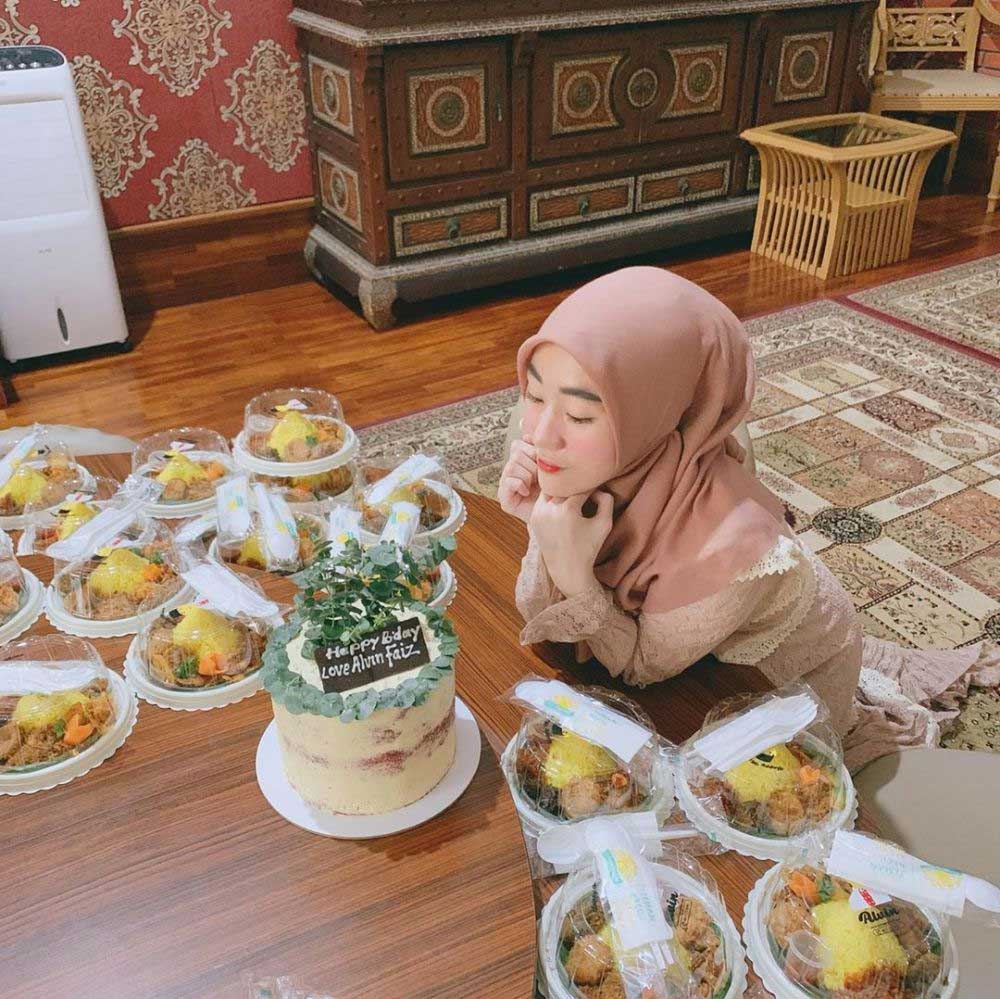 ruang keluarga rumah larissa chou dan alvin faiz