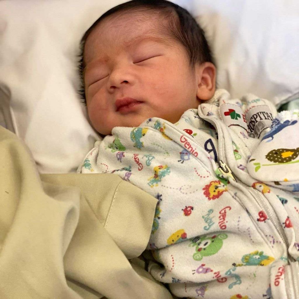 foto bayi tata janeeta dan raden brotoseno