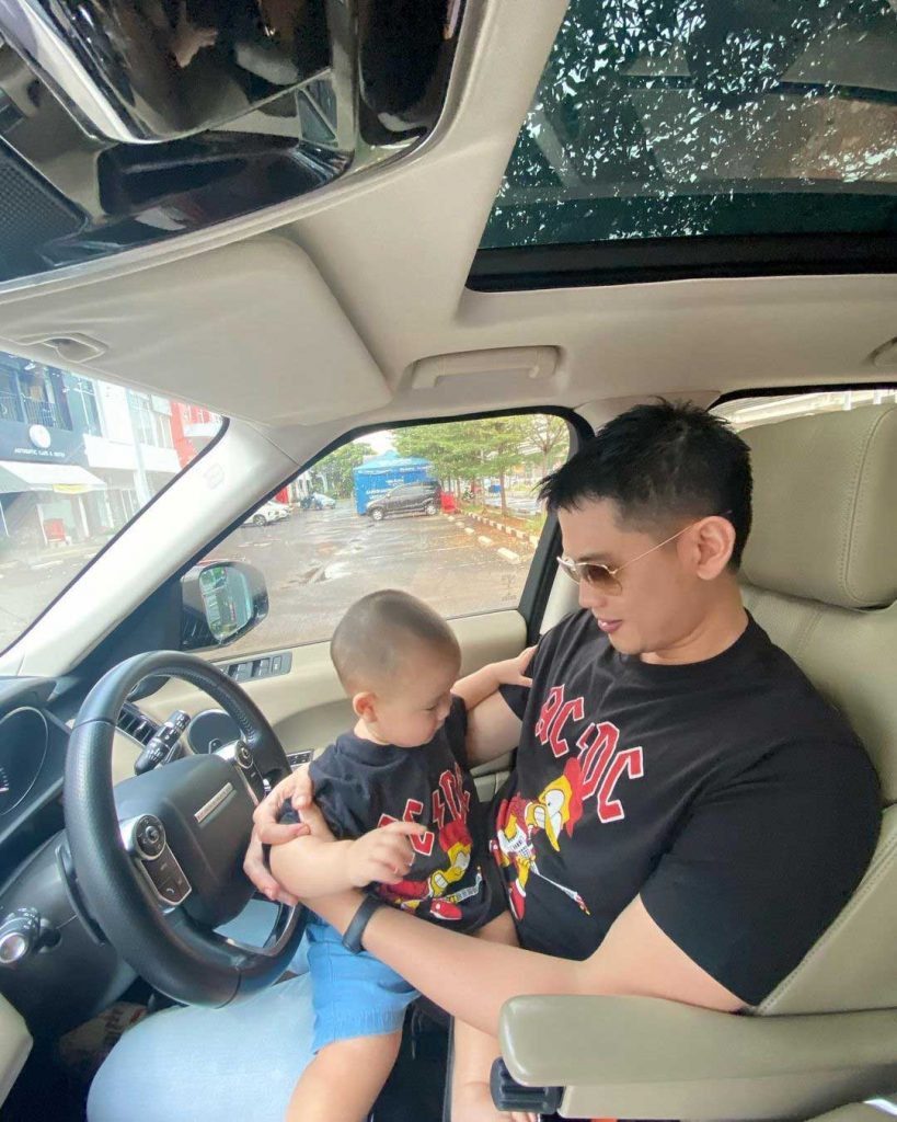 gaya putra anak rezky adhitya aditya dan citra kirana