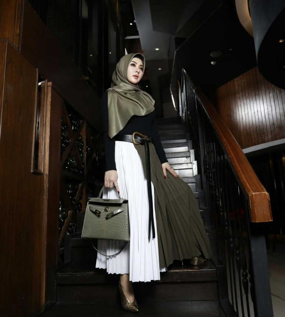 gaya syahrini berhijab