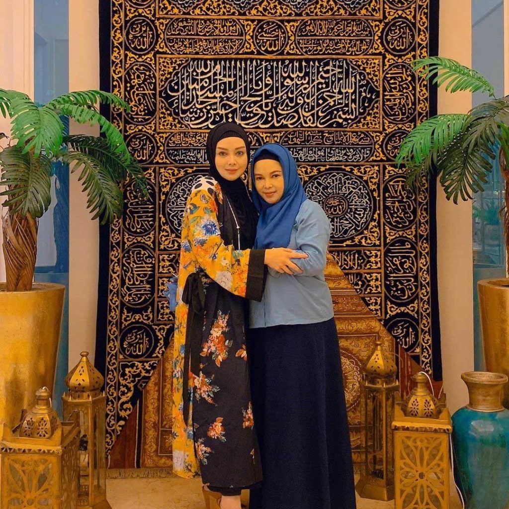 kakak terry putri meninggal dunia