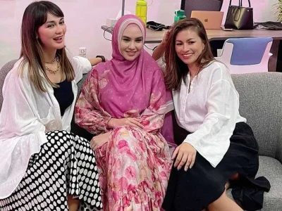 kartika putri luna maya nikah pernikahan menikah