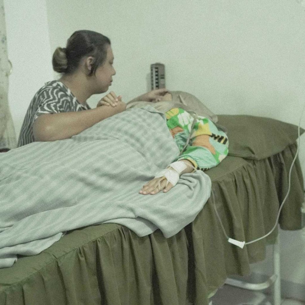 rey utami keguguran