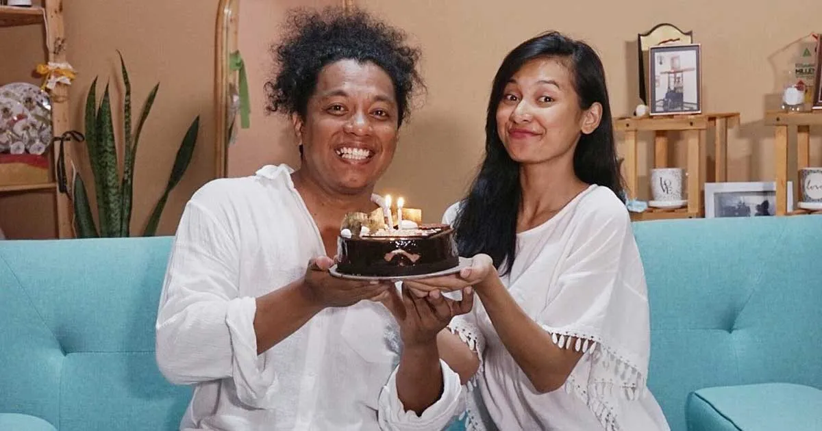 Masih Jadi Anak Kos, Intip 6 Potret Rumah Arie Kriting dan Indah Permatasari yang Homey