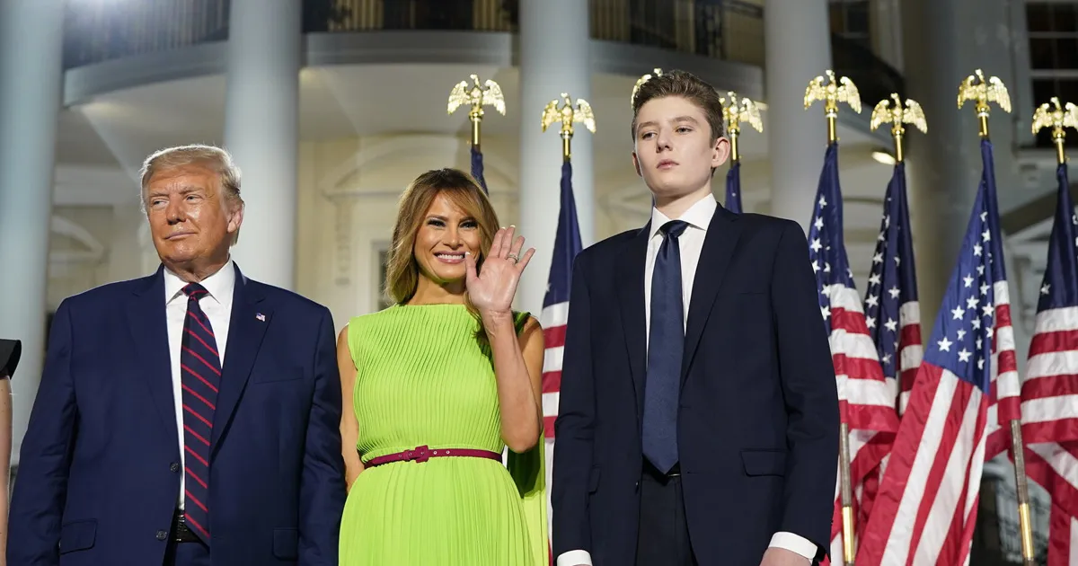 Metamorfosis Barron Trump yang Sekarang Tingginya Dua Meter