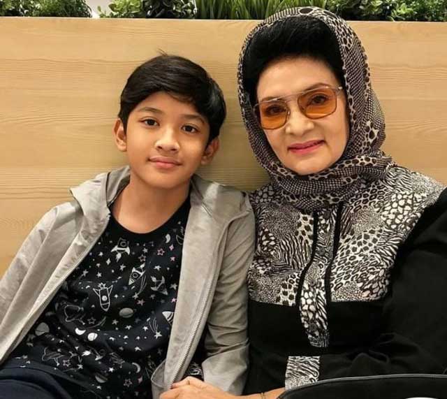 farida pasha artis meninggal covid-19
