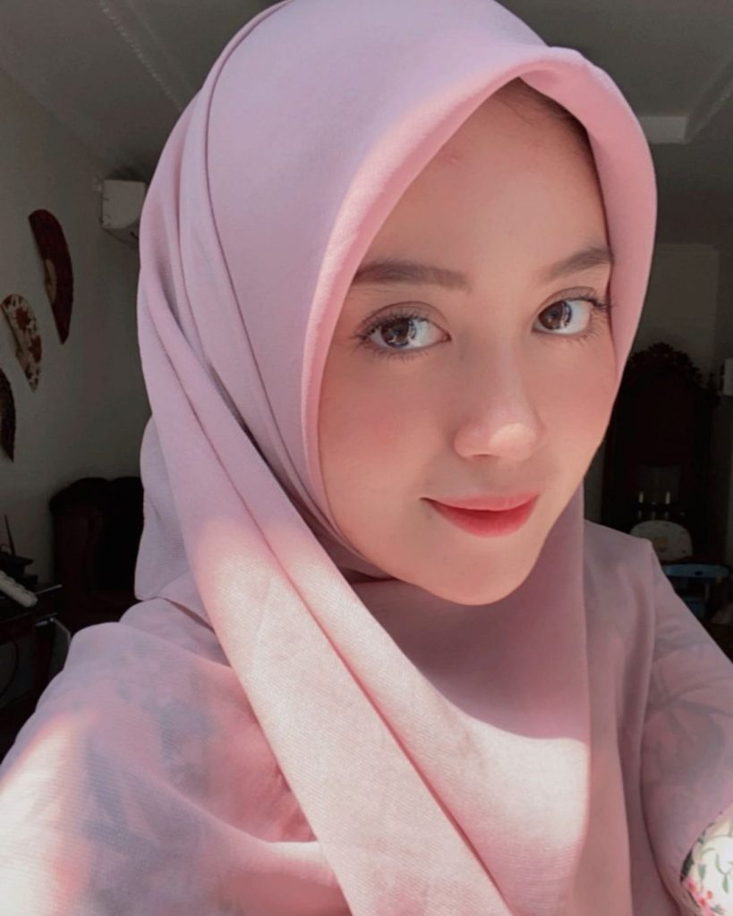 foto nabilah jkt48 hijab instagram