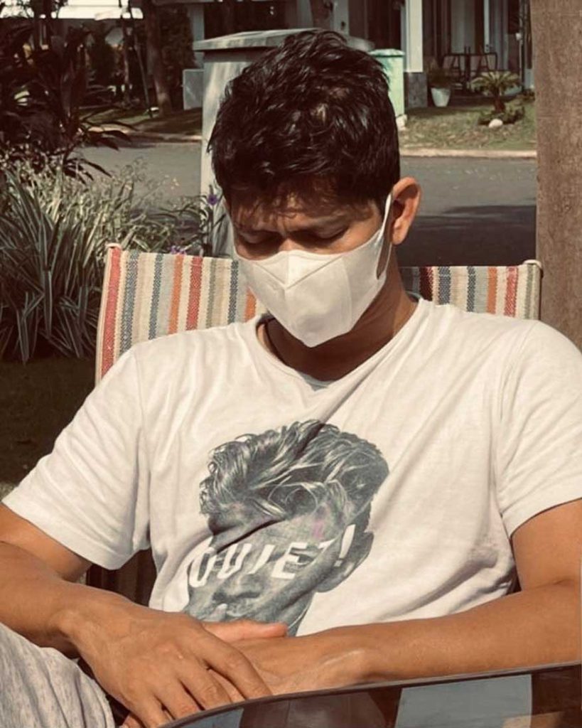 iko uwais positif covid-19 terjangkit