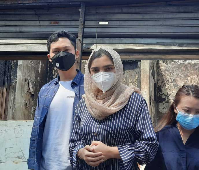 ashanty mengunjungi korban kebakaran 1