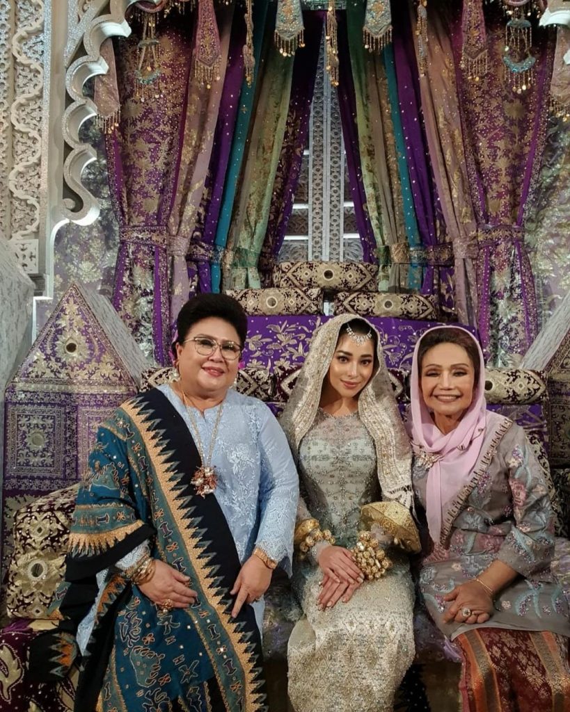 elly kasim bersama nikita willy