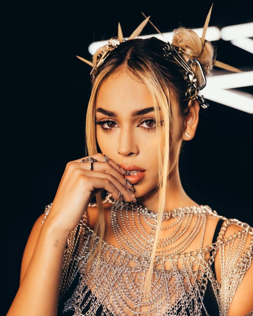 fakta danna paola maria belen