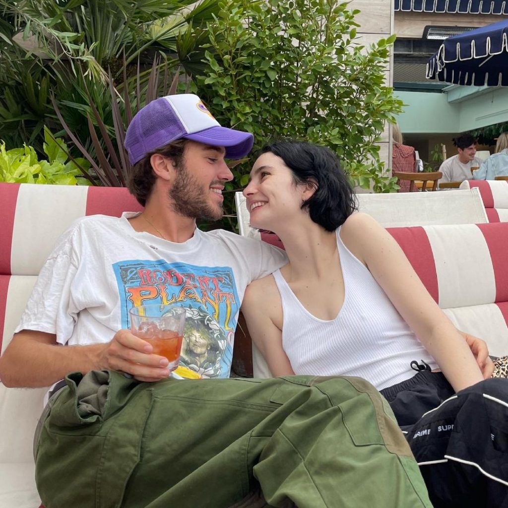 meadow walker dan louis tunangan pacar putri paul walker
