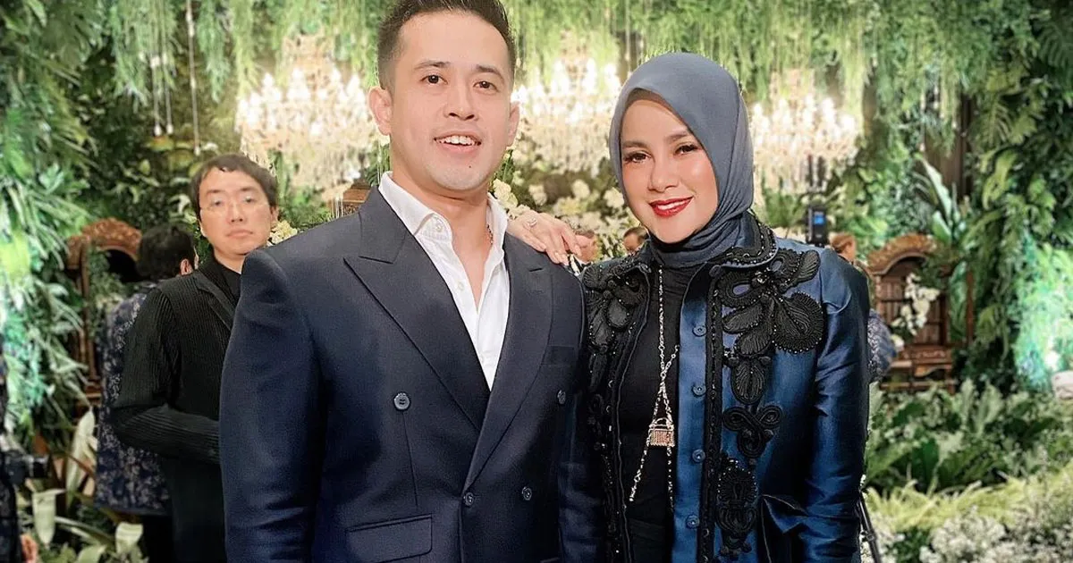 Olla Ramlan Hapus Nama Suami. Resmi Cerai?
