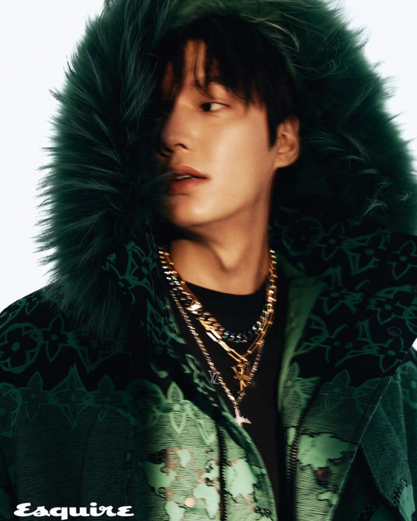 penampilan terbaru lee min ho gaya