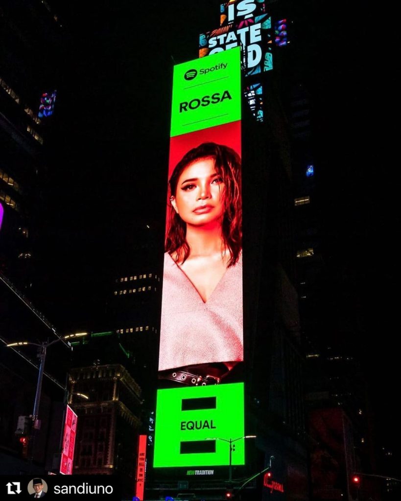 rossa di times square