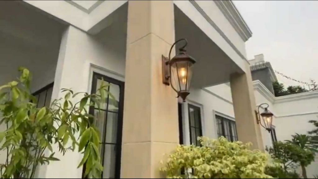 rumah olivia zalianty adik marcella