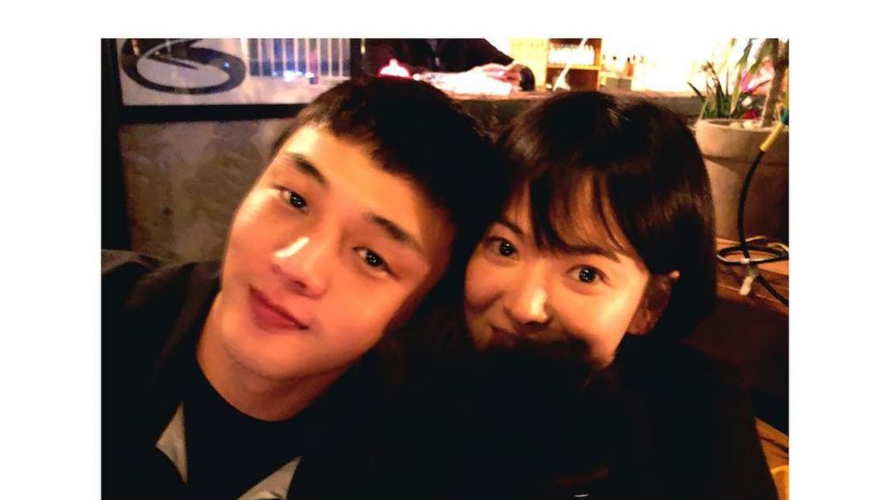 song hye kyo dan yoo ah in bersahabat foto