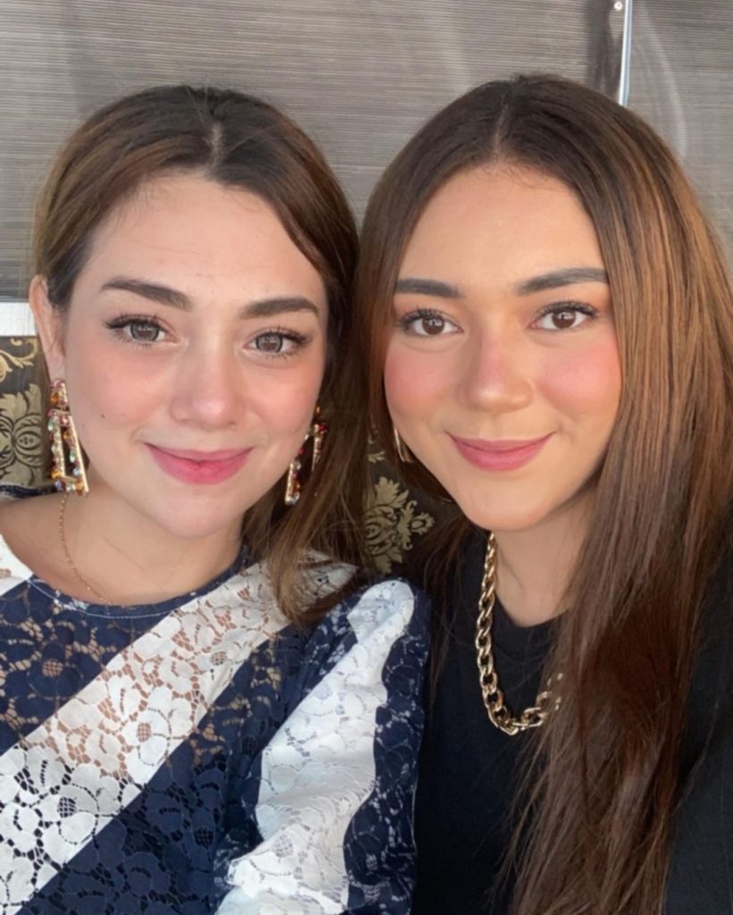 thalita latief dan celine evangelista foto kembaran