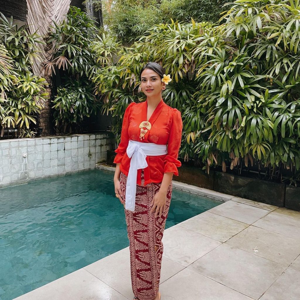vanessa angel merayakan kemerdekaan