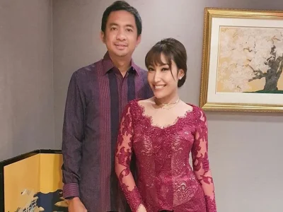 ayu-dewi-suami-selingkuh-regi-datau