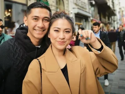 foto-mesra-romantis-tyna-kanna-dan-kenang-mirdad